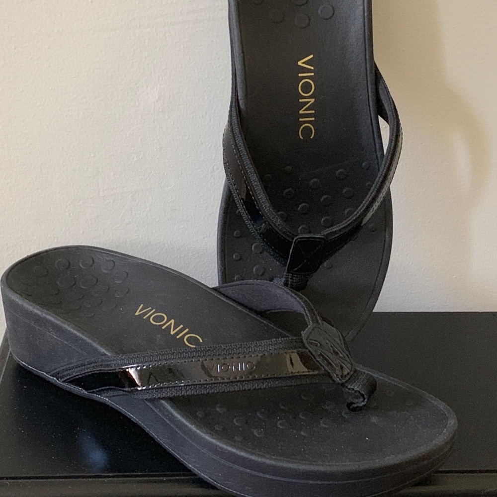 Vionic Sandals